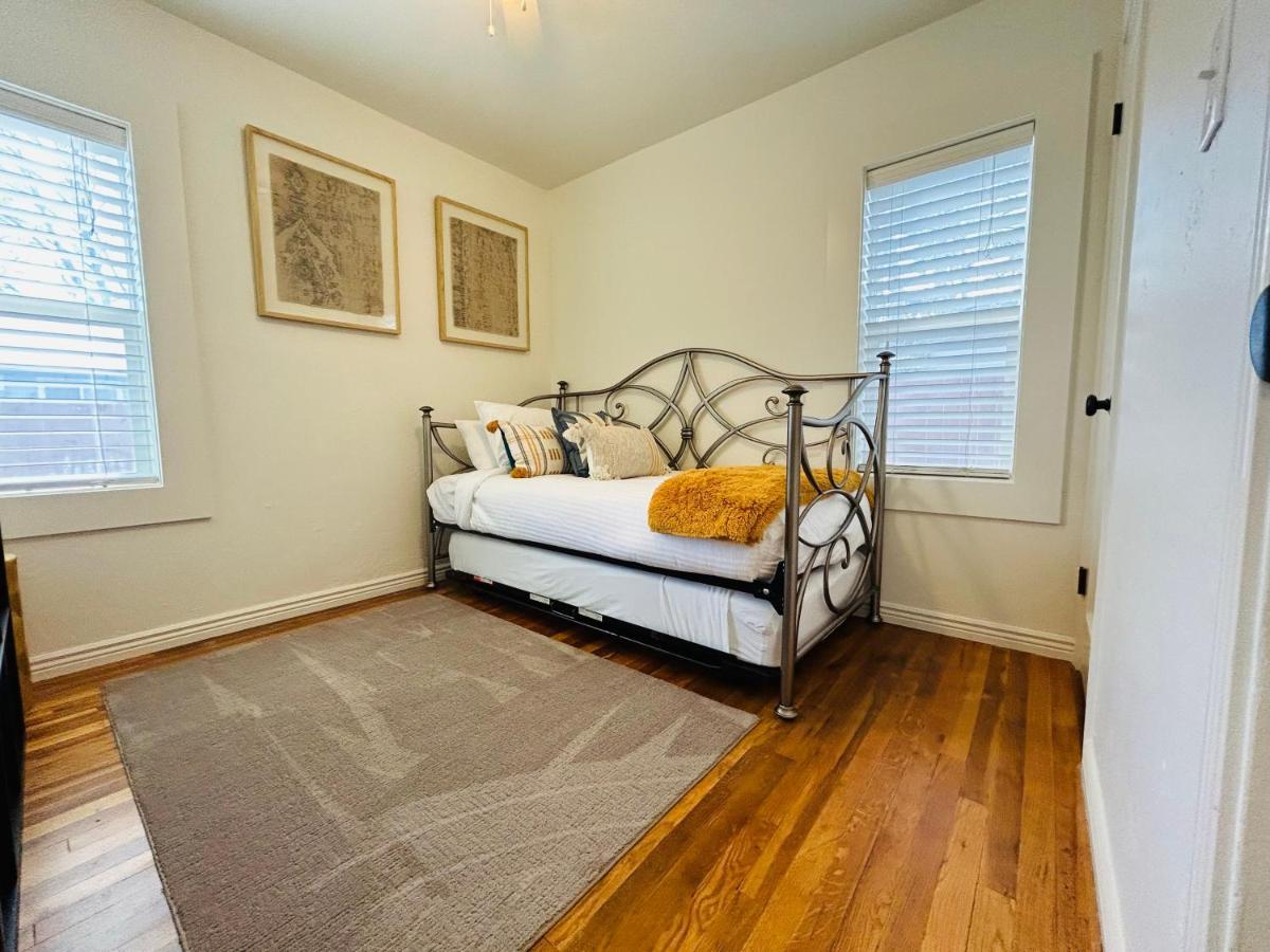 Home Sweet Idahome, Feels Like Home With All The Decor You Wish You Could Afford King Bed In Master, Fully Fenced Dog Friendly Yard, A Few Blocks From Bsu And Downtown Boise, Your Perfect Stay! Buitenkant foto
