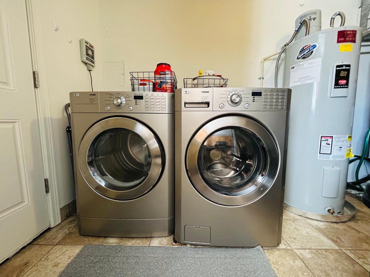 Home Sweet Idahome, Feels Like Home With All The Decor You Wish You Could Afford King Bed In Master, Fully Fenced Dog Friendly Yard, A Few Blocks From Bsu And Downtown Boise, Your Perfect Stay! Buitenkant foto
