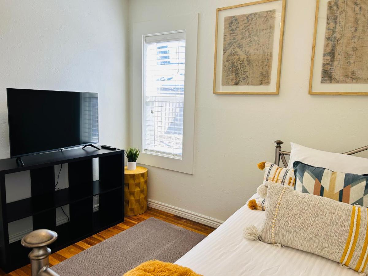 Home Sweet Idahome, Feels Like Home With All The Decor You Wish You Could Afford King Bed In Master, Fully Fenced Dog Friendly Yard, A Few Blocks From Bsu And Downtown Boise, Your Perfect Stay! Buitenkant foto